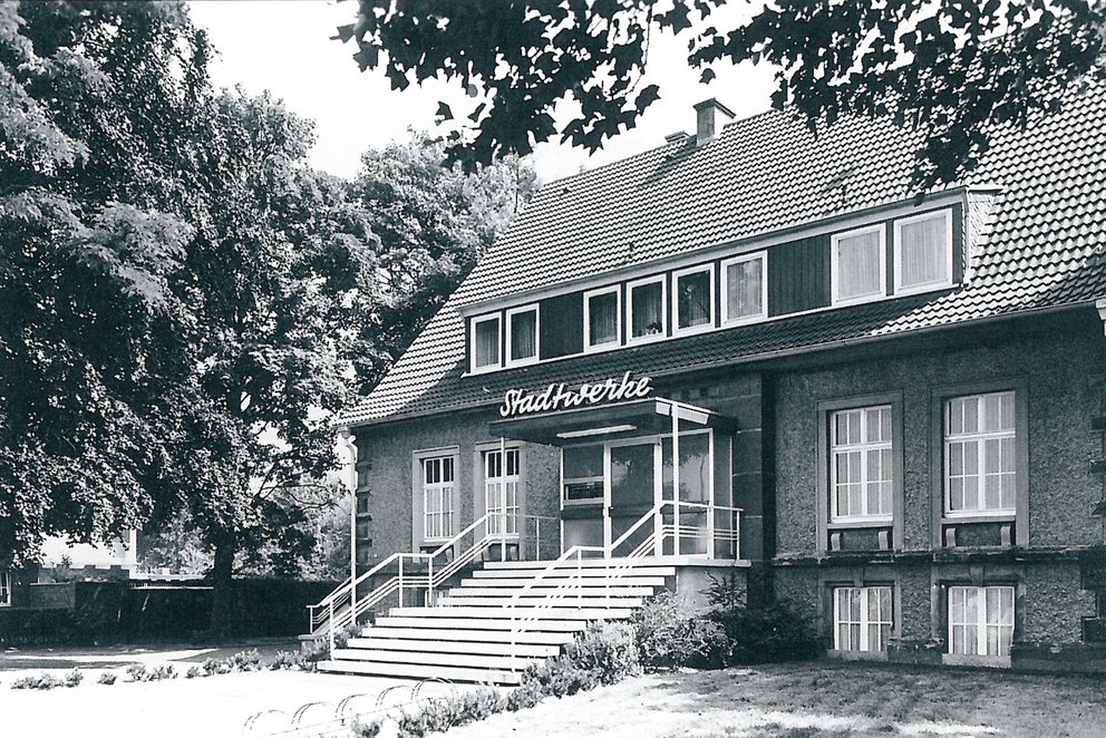 Stadtwerke Gebäude Dülmener Schwarz-Weiß-Bild, Stadtwerke Gebäude Dülmener Straße